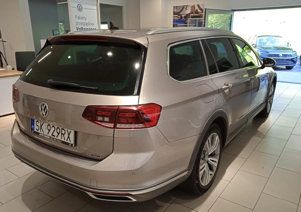 Volkswagen Passat cena 134900 przebieg: 126745, rok produkcji 2019 z Lubomierz małe 352